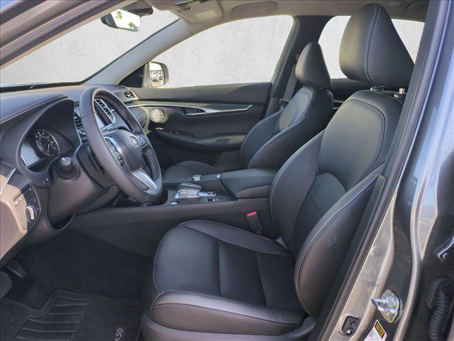 Certified 2025 INFINITI QX50 Luxe AWD/4WD image 16