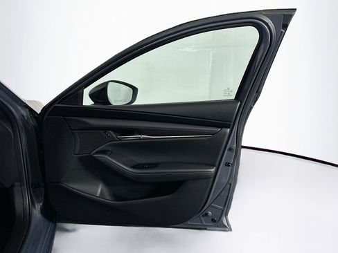 Used 2024 MAZDA MAZDA3 s image 31