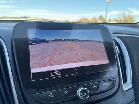 Used 2024 Chevrolet Malibu LT image 14