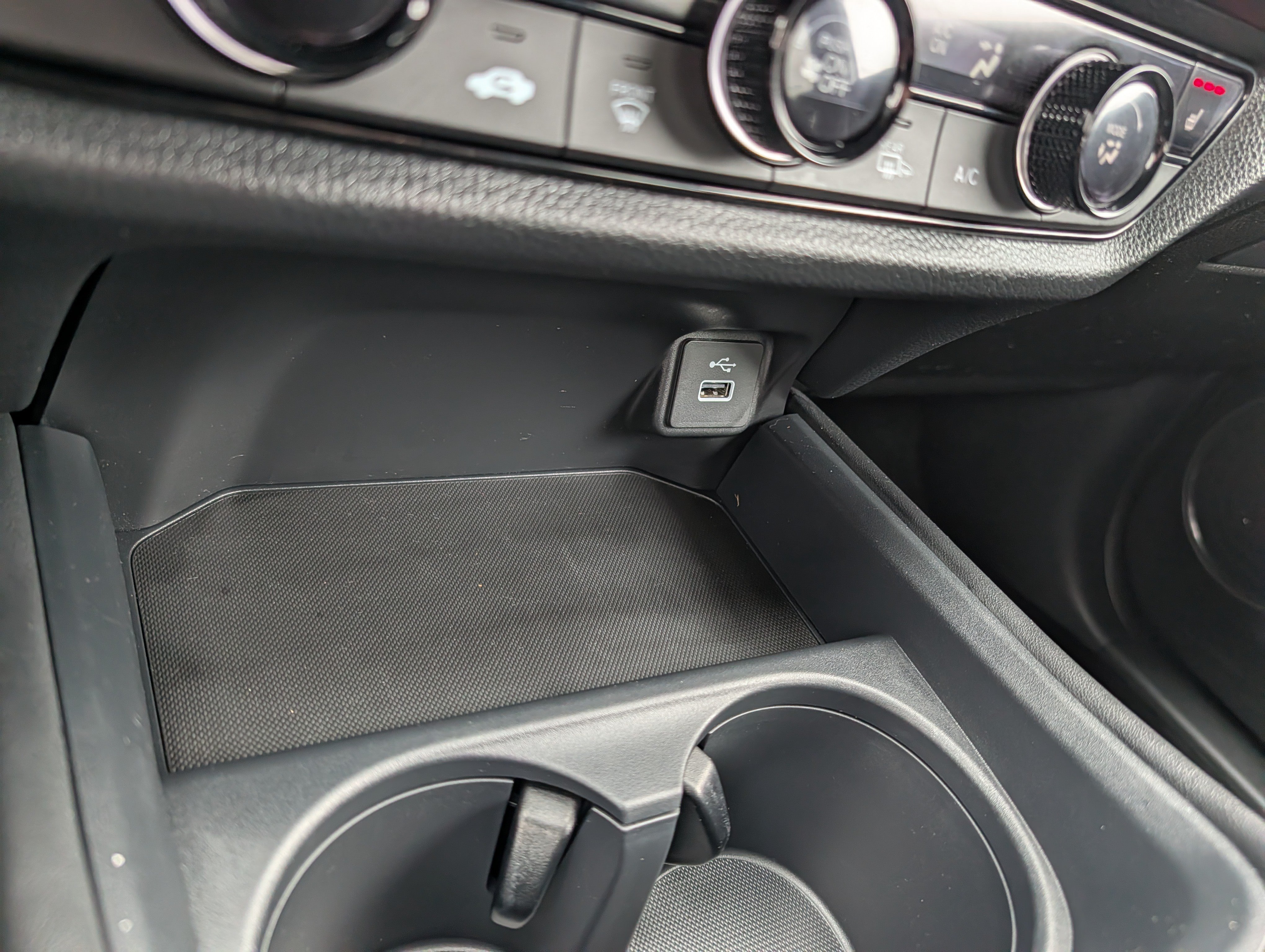 Used 2025 Honda HR-V Sport image 31