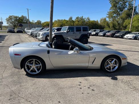 Used 2012 Chevrolet Corvette Convertible w/ 2LT Preferred Equipment Group image 11