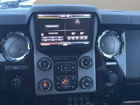Used 2013 Ford F250 Platinum image 19