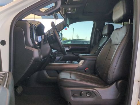 Used 2025 Chevrolet Silverado 3500 High Country w/ High Country Premium Package AWD/4WD image 23
