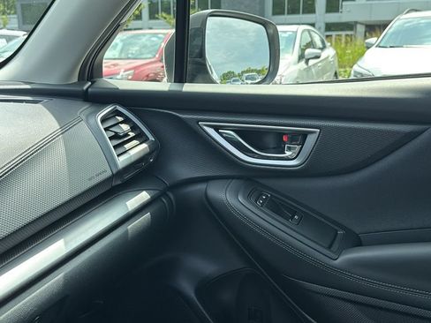 Certified 2023 Subaru Forester Premium AWD/4WD image 19