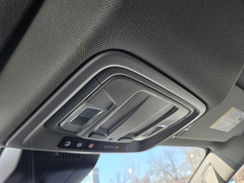 Used 2023 Chevrolet Silverado 1500 LT image 14