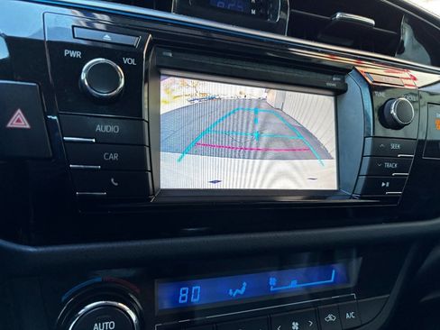 Used 2015 Toyota Corolla S image 15