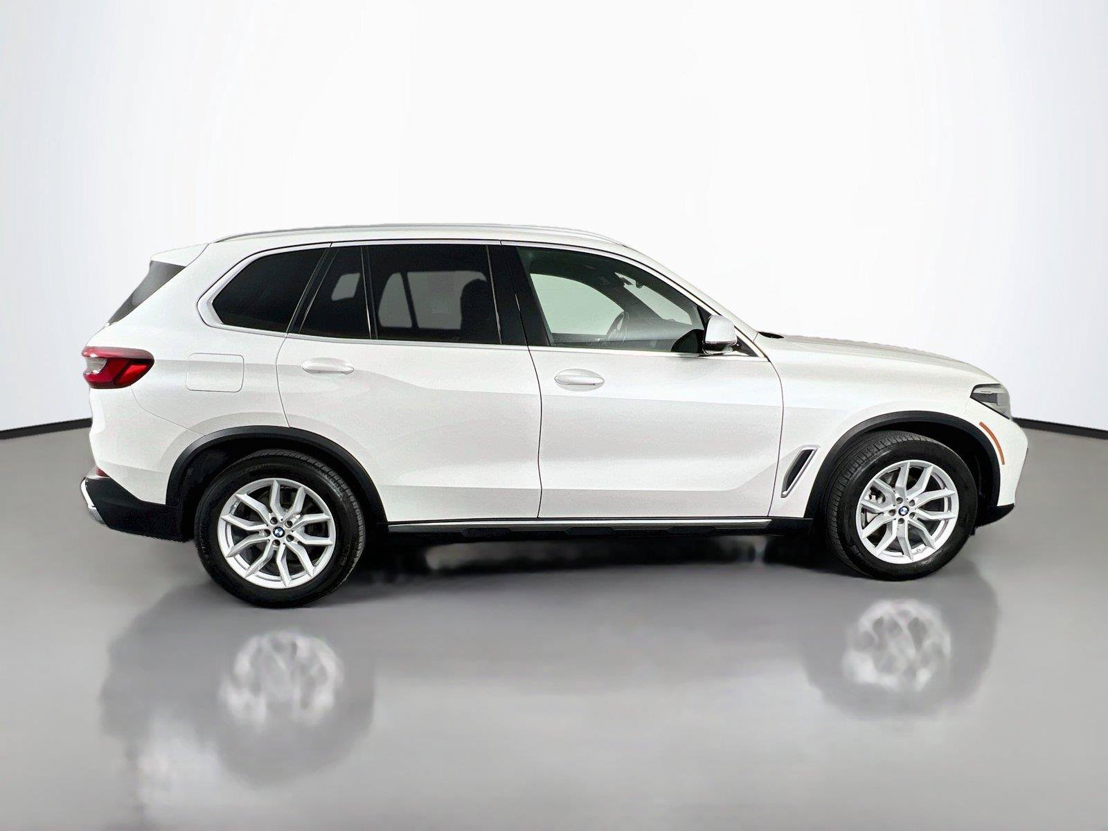 Used 2021 BMW X5 xDrive40i w/ Premium Package AWD/4WD image 7