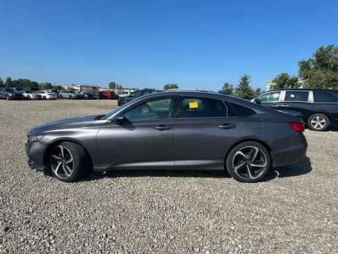 Used 2018 Honda Accord Sport image 7