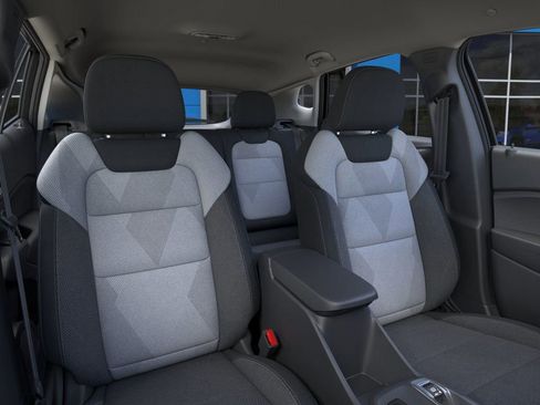 New 2026 Chevrolet Trax LS w/ LS Convenience Package FWD image 16