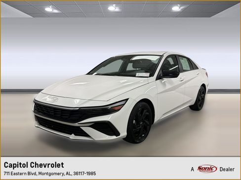 Used 2026 Hyundai Elantra Sport FWD image 1