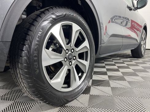 Used 2025 Ford Escape Platinum image 21