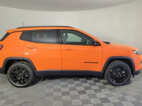 New 2026 Jeep Compass Latitude image 4