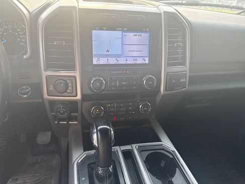 Used 2019 Ford F150 Lariat w/ FX4 Off-Road Package AWD/4WD image 10