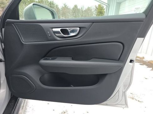 Certified 2025 Volvo V60 B5 Cross Country Plus image 16