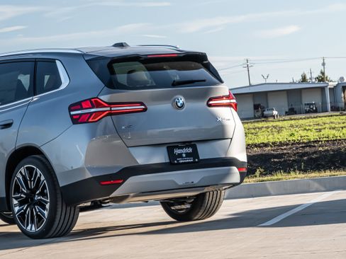 New 2026 BMW X3 xDrive30 w/ Premium Package image 6