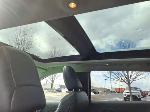 Certified 2019 Jeep Cherokee Limited image 13