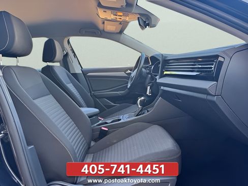 Used 2025 Volkswagen Jetta S FWD image 29
