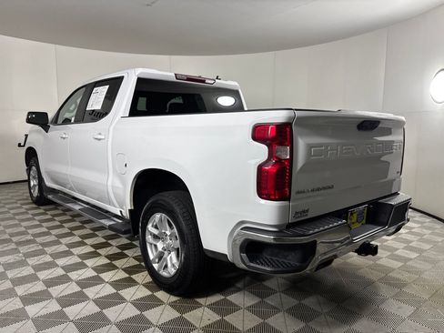 Used 2025 Chevrolet Silverado 1500 LT AWD/4WD image 6