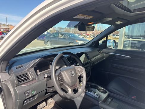 Used 2023 Honda Passport EX-L image 11