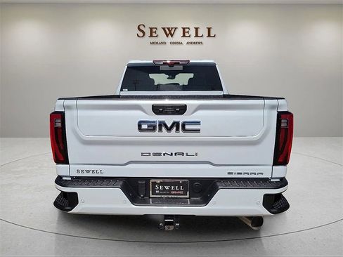 New 2026 GMC Sierra 2500 Denali Ultimate image 4