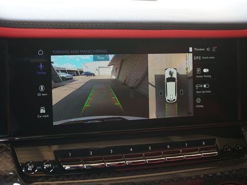 Used 2025 Rolls-Royce Cullinan Black Badge w/ Leather Finishing Pack AWD/4WD image 19