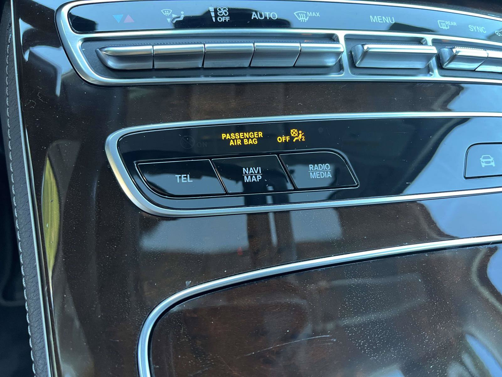 Certified 2023 Mercedes-Benz E 450 4MATIC Sedan image 34