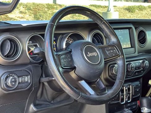 Used 2020 Jeep Gladiator Sport w/ Quick Order Package 24S image 31