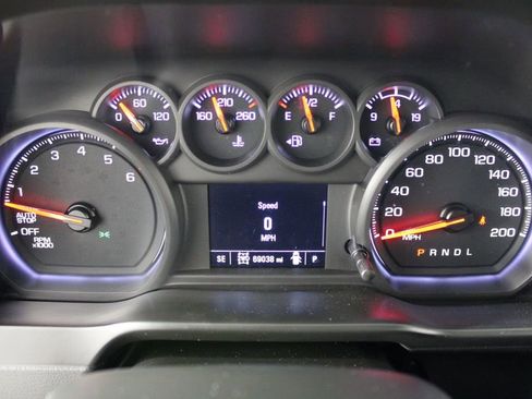 Used 2021 GMC Sierra 1500 4x4 Crew Cab w/ Sierra Value Package image 24