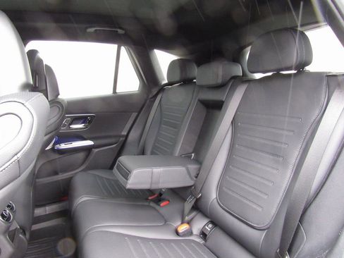 New 2026 Mercedes-Benz GLC 300 4MATIC image 16