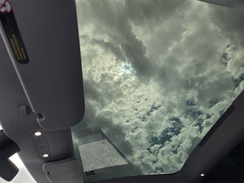 Used 2025 Tesla Model 3 Long Range image 22