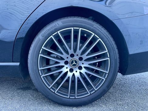 Used 2024 Mercedes-Benz C 300 4MATIC Sedan image 10