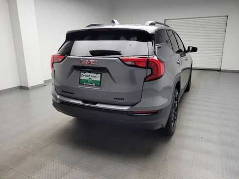 Used 2021 GMC Terrain SLT w/ Infotainment Package II AWD/4WD image 7