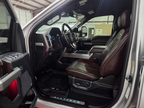 Used 2017 Ford F450 Platinum image 70