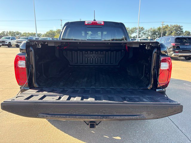 Used 2026 GMC Canyon Denali AWD/4WD image 5