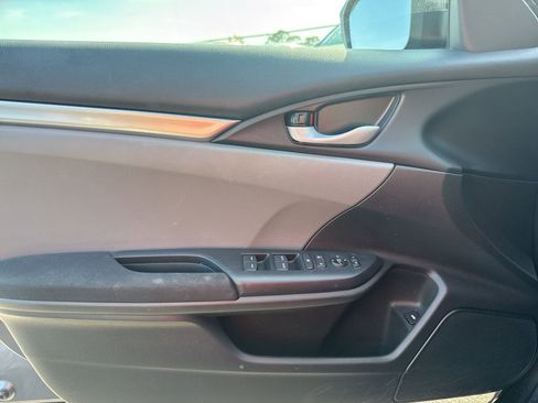 Used 2018 Honda Civic LX image 19