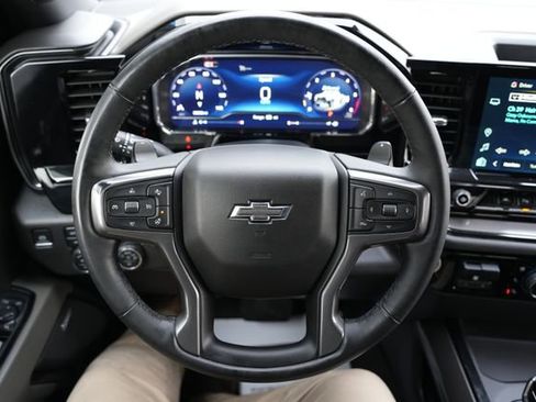 Used 2024 Chevrolet Silverado 1500 ZR2 image 28