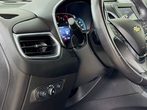 Used 2020 Chevrolet Equinox LT w/ Sport Edition FWD image 10