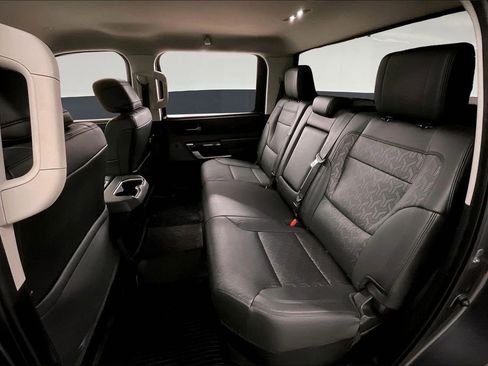 Used 2024 Toyota Tundra Limited AWD/4WD image 28