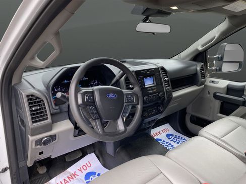 Used 2022 Ford F250 XL w/ Power Equipment Group AWD/4WD image 11