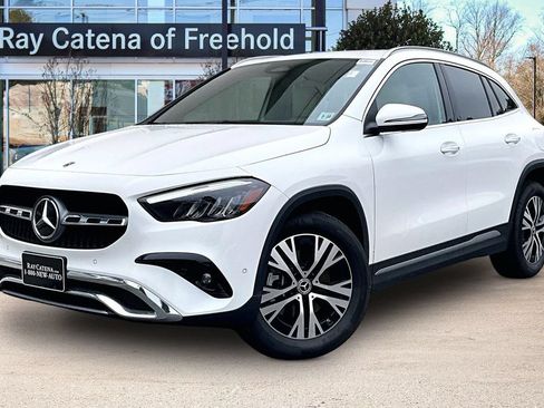 Used 2026 Mercedes-Benz GLA 250 4MATIC image 1