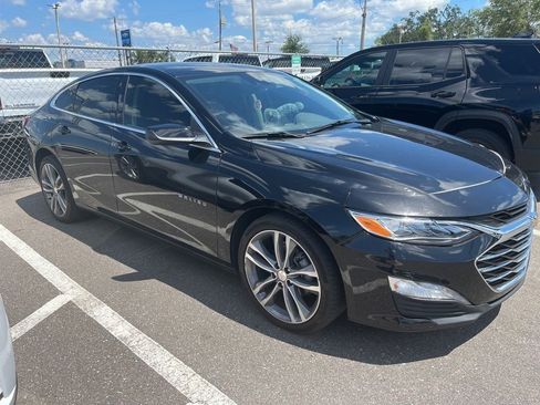 Used 2024 Chevrolet Malibu LT FWD image 2