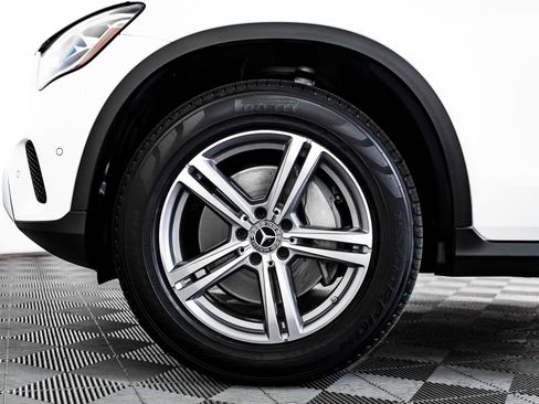 Certified 2021 Mercedes-Benz GLC 300 image 4