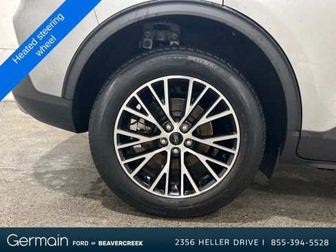 Used 2023 Ford Escape SE image 10