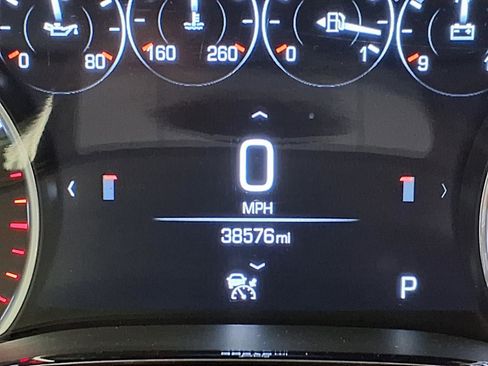 Used 2018 Cadillac XT5 Platinum w/ Driver Assist Package AWD/4WD image 33