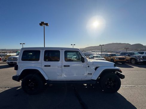 Certified 2023 Jeep Wrangler Unlimited Sahara image 6