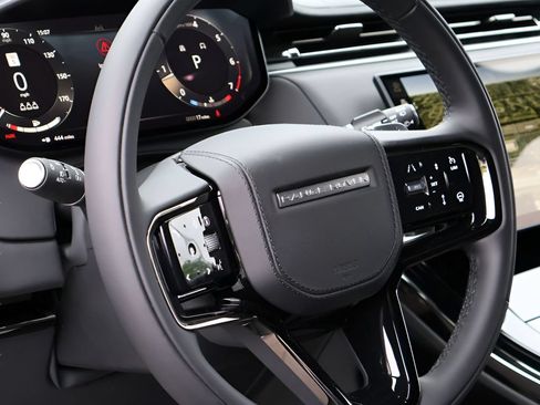 New 2026 Land Rover Range Rover Sport Dynamic SE AWD/4WD image 18