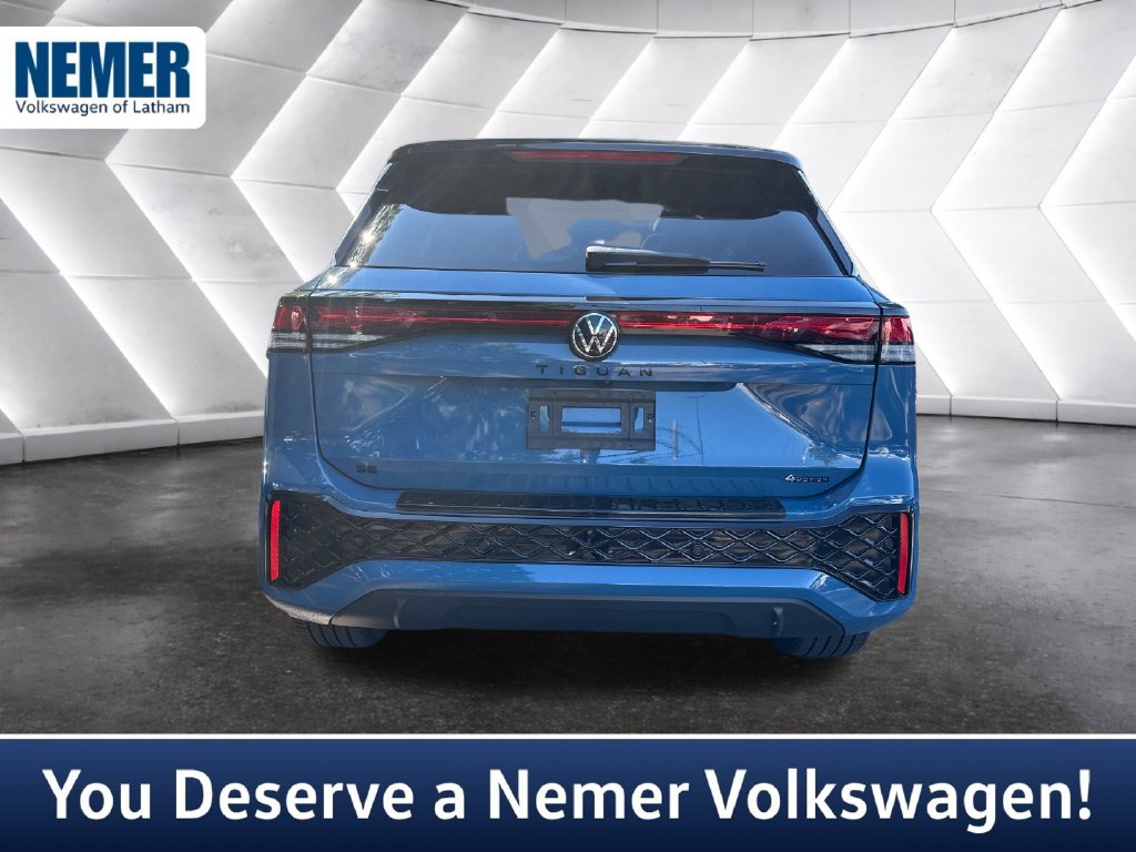 New 2026 Volkswagen Tiguan SE R-Line AWD/4WD image 3