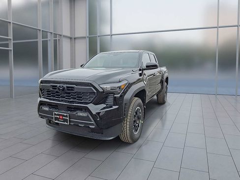 New 2026 Toyota Tacoma TRD Off-Road image 4