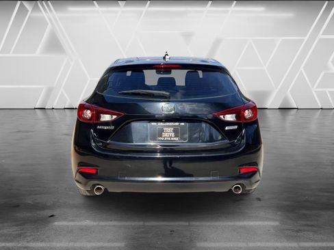 Used 2018 MAZDA MAZDA3 Touring FWD image 10