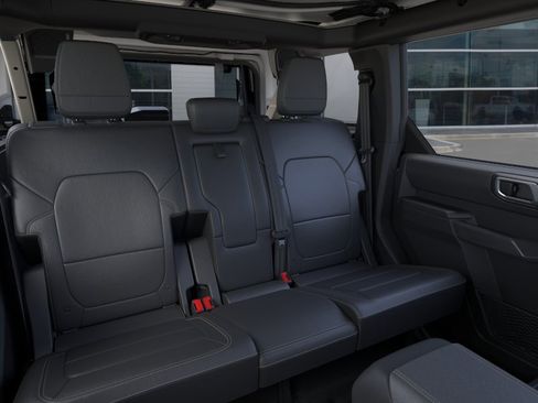 New 2026 Ford Bronco Badlands AWD/4WD image 13